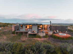 Aviary Hills Luxury Hideaway